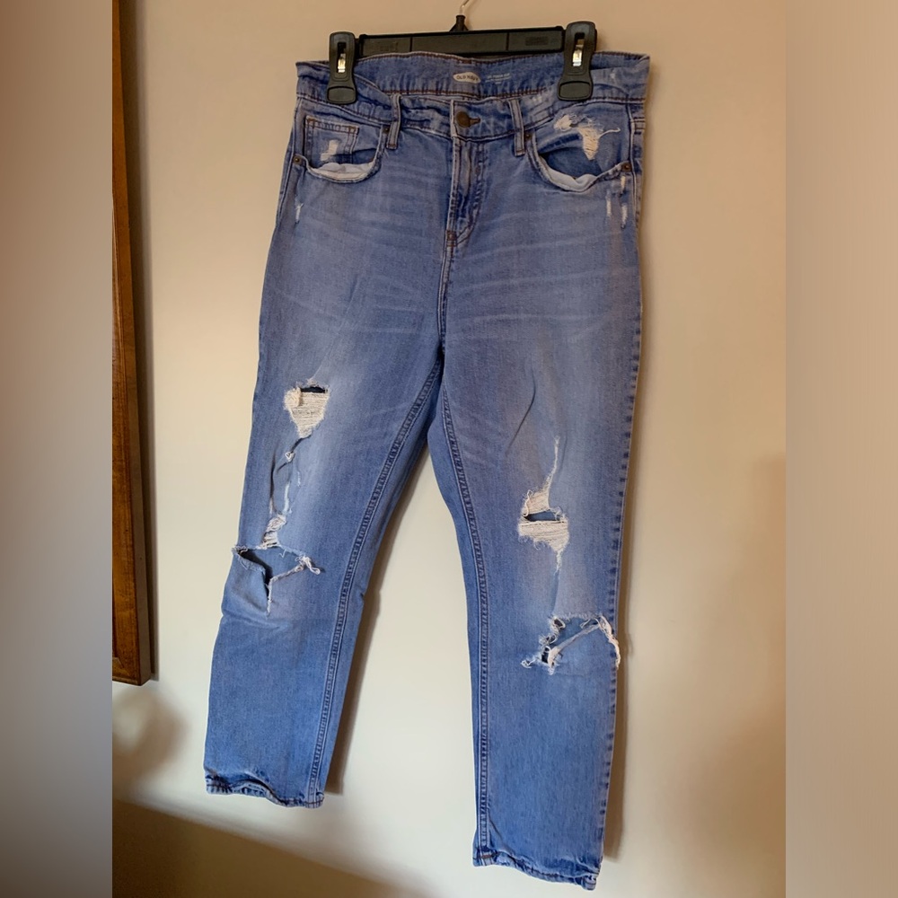 Old Navy Distressed Straight Ankle Jean
